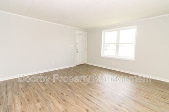 310 Cleveland St in Ringgold, GA - Building Photo - Building Photo