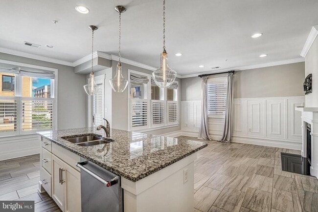 621 Bluemont Ave in Alexandria, VA - Building Photo - Building Photo
