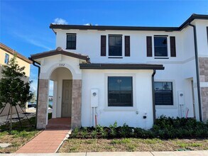 3322 W 114th Terrace in Hialeah, FL - Building Photo - Building Photo