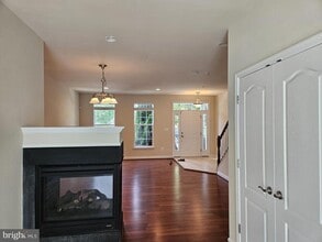 11709 Leesborough Cir in Silver Spring, MD - Building Photo - Building Photo