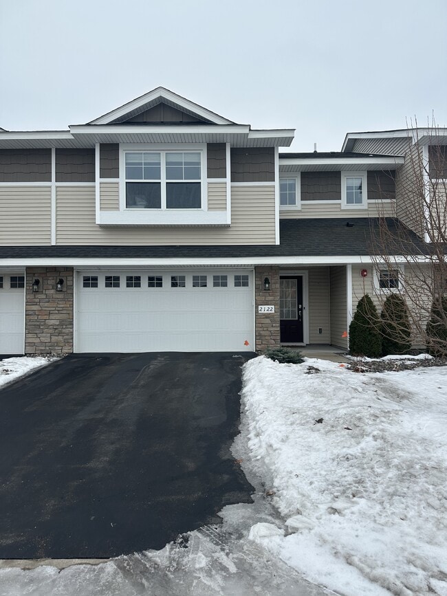 2122 Ada Dr in Lino Lakes, MN - Building Photo - Building Photo