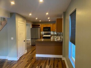 143 Lincoln St in Chelsea, MI - Building Photo - Building Photo