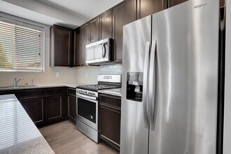 16075 E Elk Pl in Denver, CO - Building Photo - Building Photo