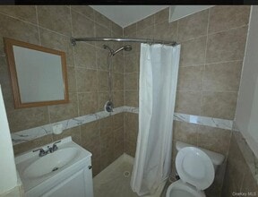 170-44 93rd Ave in Queens, NY - Building Photo - Building Photo