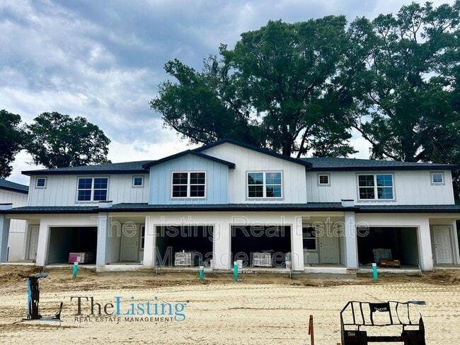 property at 1545 E Fort King St