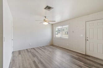 1131 E Lee St in Tucson, AZ - Building Photo - Building Photo