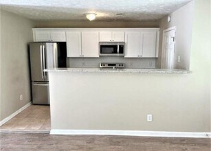 2739 Cedar Trace Dr in Ellenwood, GA - Building Photo - Building Photo