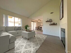 Cero Townhomes in San Bernardino, CA - Building Photo - Building Photo