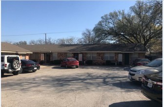 North Preston Apartments in Ennis, TX - Building Photo - Other