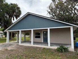17936 State Rd 52 in Land O Lakes, FL - Building Photo