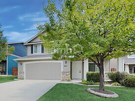 6012 S Sea Breeze Way in Boise, ID - Building Photo