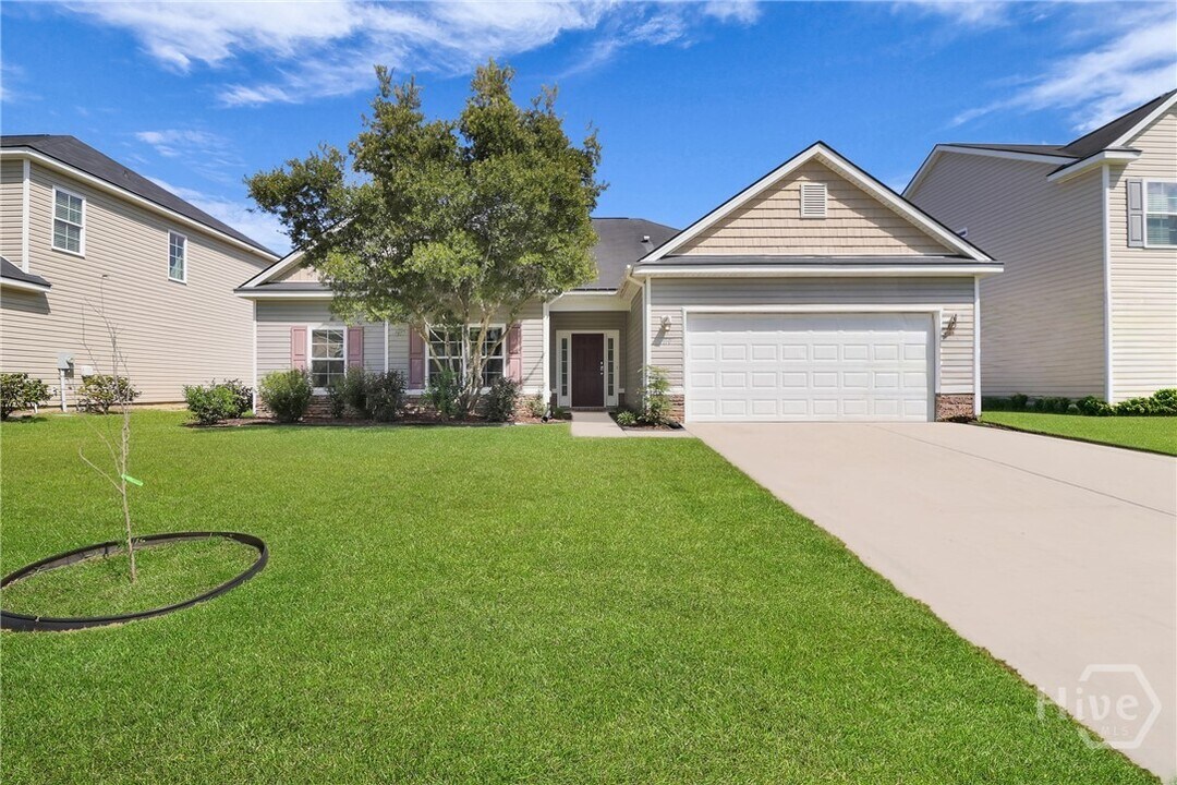 119 Waverly Way in Savannah, GA - Building Photo