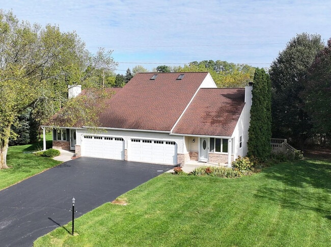 property at 1335 Jensen Ct