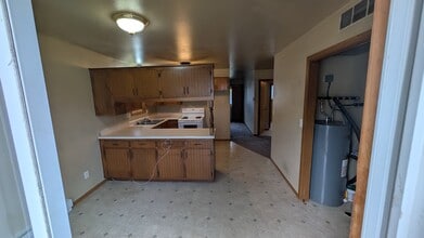 3711 Mangin St, Unit 3711 in Manitowoc, WI - Building Photo - Building Photo