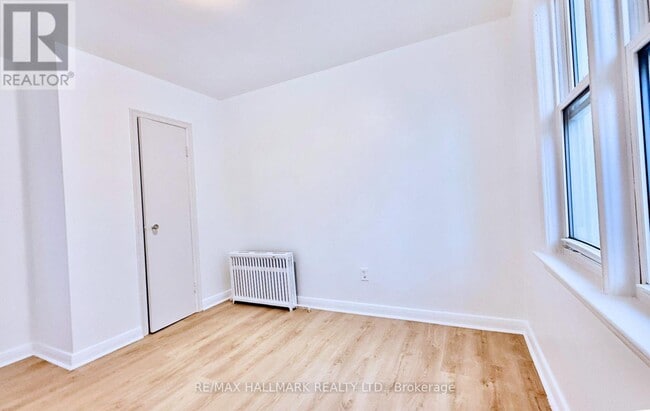 314 Browns Line in Toronto, ON - Building Photo - Building Photo