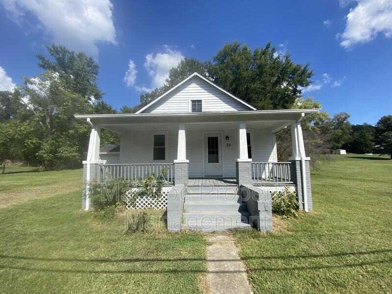 56 Kelley Rd in Fredericksburg, VA - Foto de edificio