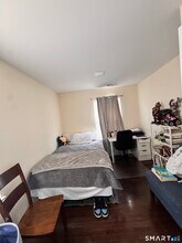 18 Soundview Ave in Norwalk, CT - Building Photo - Building Photo