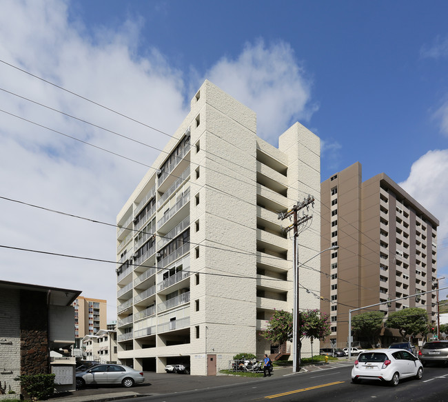 Kinau Villa in Honolulu, HI - Building Photo - Building Photo