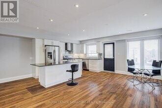 14 Rotherham Ave in Toronto, ON - Building Photo - Building Photo