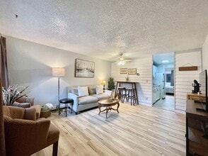 2706 Roger St in Juneau, AK - Building Photo - Building Photo