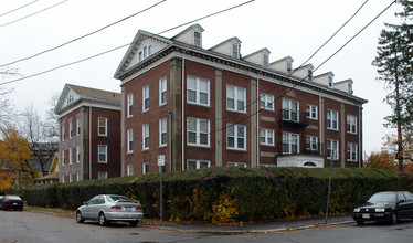 21 Kemper St in Quincy, MA - Foto de edificio - Building Photo