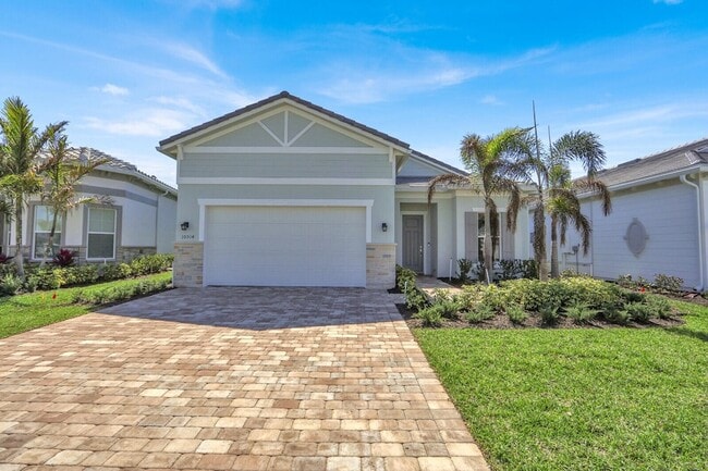 property at 10514 Northbrook Cir