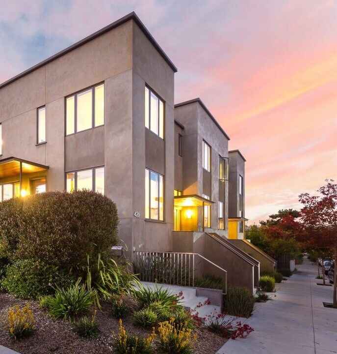 420 Cornell Ave in Albany, CA - Building Photo