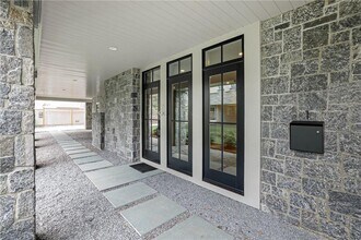 40 Locust Ave in Rye, NY - Building Photo - Building Photo
