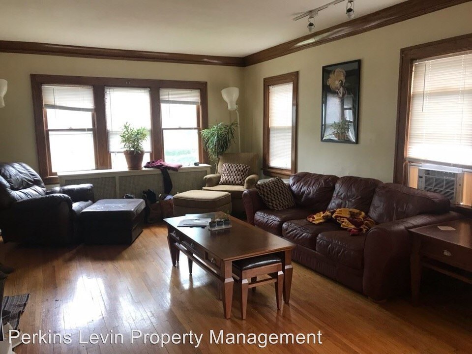 3448 Girard Ave S in Minneapolis, MN - Building Photo