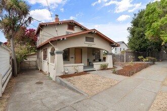 2725 Carmel St in Oakland, CA - Building Photo - Building Photo