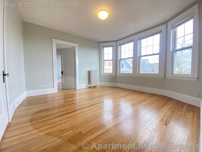 156-158 Summer St Unit #211