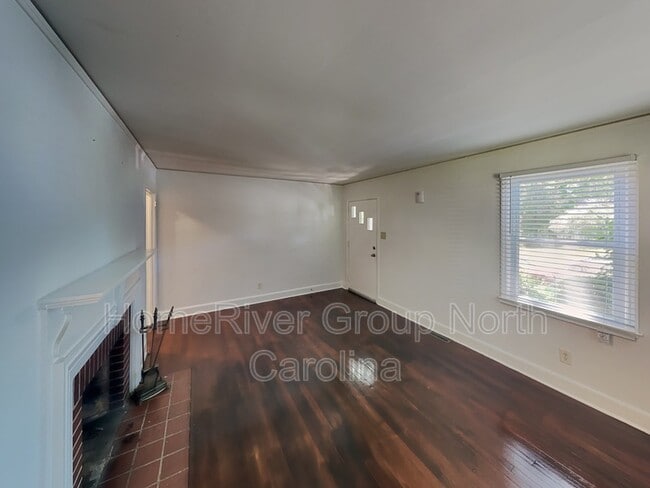 1812 Oak St in Greensboro, NC - Building Photo - Building Photo