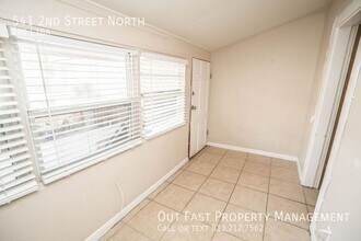 541 2nd St N in St. Petersburg, FL - Building Photo - Building Photo