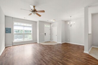 340 Gilman Ln in Raleigh, NC - Building Photo - Building Photo