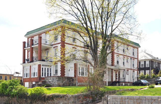 The Dexree Apartments in Baltimore, MD - Building Photo - Building Photo