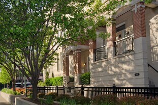 501 N Kingsbury St in Chicago, IL - Building Photo