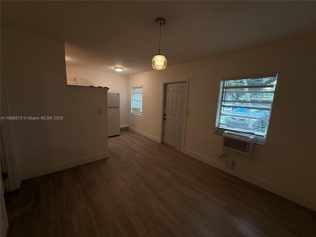 property at 930 SW 29th St
