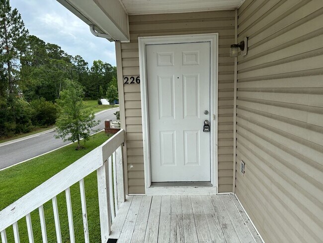 226 Magnolia Plantation Ct in Hinesville, GA - Building Photo - Building Photo
