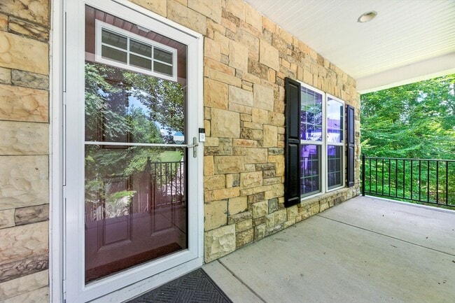 8120 Fairmont Dr in Williamsburg, VA - Building Photo - Building Photo
