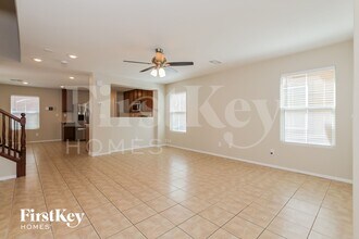 987 Eureka Dunes Ave in Henderson, NV - Building Photo - Building Photo