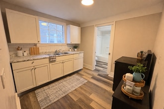 1168 Pondview Ave in Akron, OH - Building Photo - Building Photo