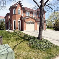 41 Field Sparrow Rd in Brampton, ON - Building Photo