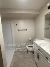 448 Kingswood Dr in Culloden, WV - Building Photo - Building Photo