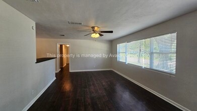 5433 Oliver St S in Jacksonville, FL - Foto de edificio - Building Photo