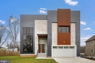 4917 Erie St in Annandale, VA - Building Photo