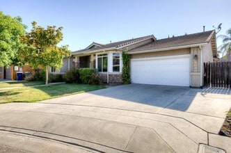 5681 N Fair Ave in Fresno, CA - Building Photo - Building Photo