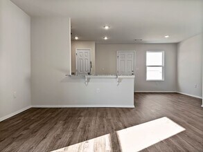 8129 Sunflower Wy in Fort Smith, AR - Building Photo - Building Photo
