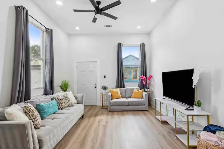 1745 N Rocheblave St in New Orleans, LA - Building Photo