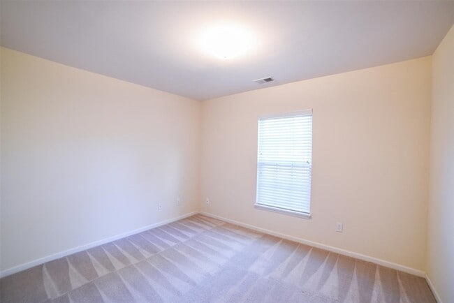 313 Breckingridge Dr