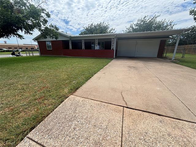 501 Branch Cir W in White Settlement, TX - Building Photo - Building Photo